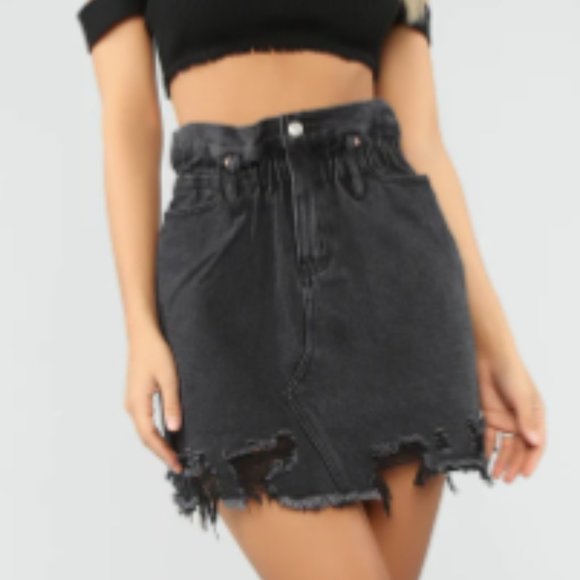 FashionNova Active And Attractive Mini Skirt - Picture 4 of 4